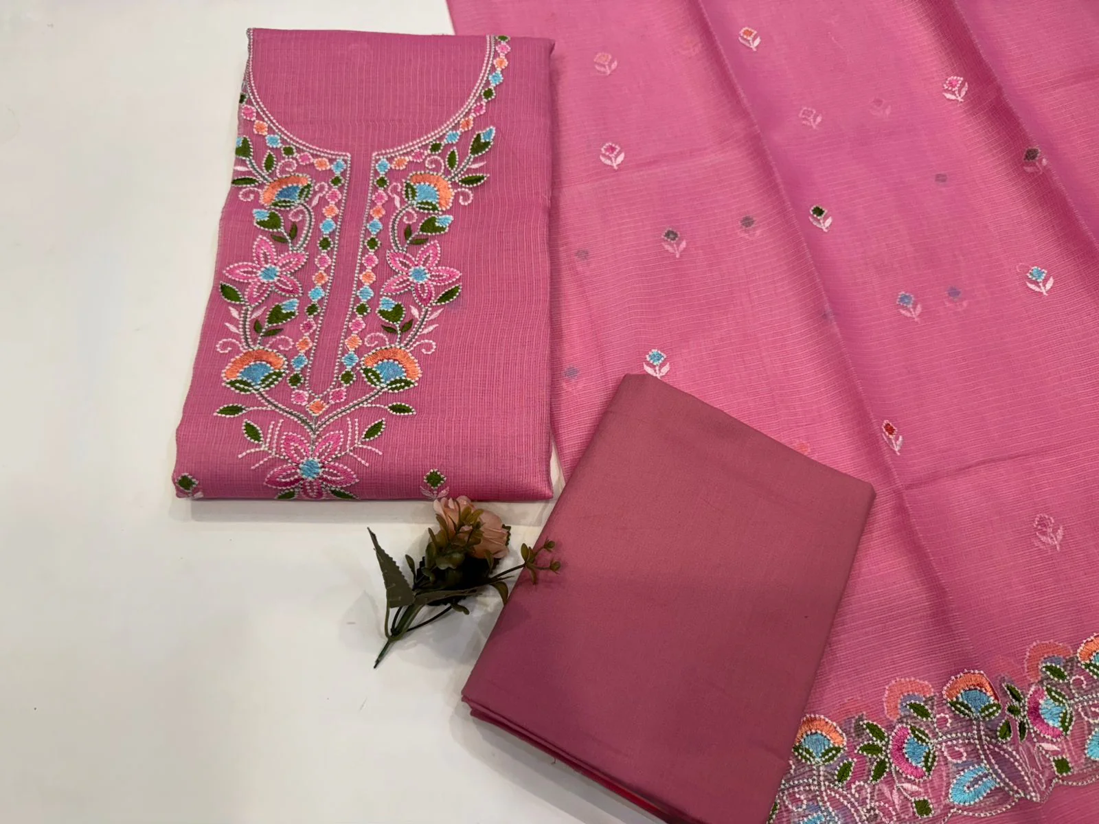 Kota Doriya Suit